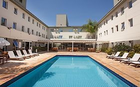 Comfort Suites Campinas  3*